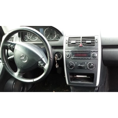 Πρόσοψη Μεταφοράς Κλιματισμού Για Mercedes A Class W169 / B Class W245 Πρόσοψη Μεταφοράς Κλιματισμού Για Mercedes A Class W169 / B Class W245