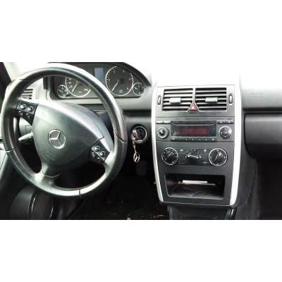 Πρόσοψη Μεταφοράς Κλιματισμού Για Mercedes A Class W169 / B Class W245 Πρόσοψη Μεταφοράς Κλιματισμού Για Mercedes A Class W169 / B Class W245